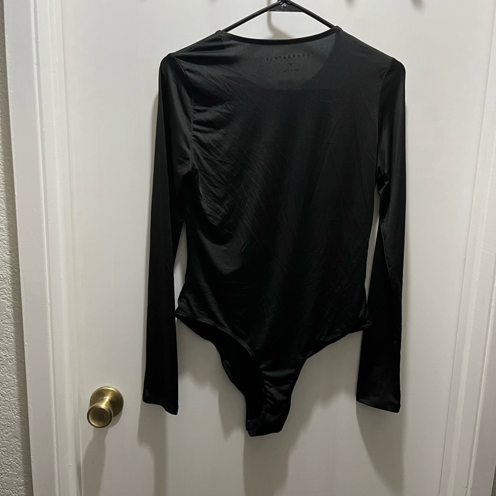 NWT Aeropostale Long Sleeve Seriously Soft Smooth Crewneck Bodysuits with Snap L